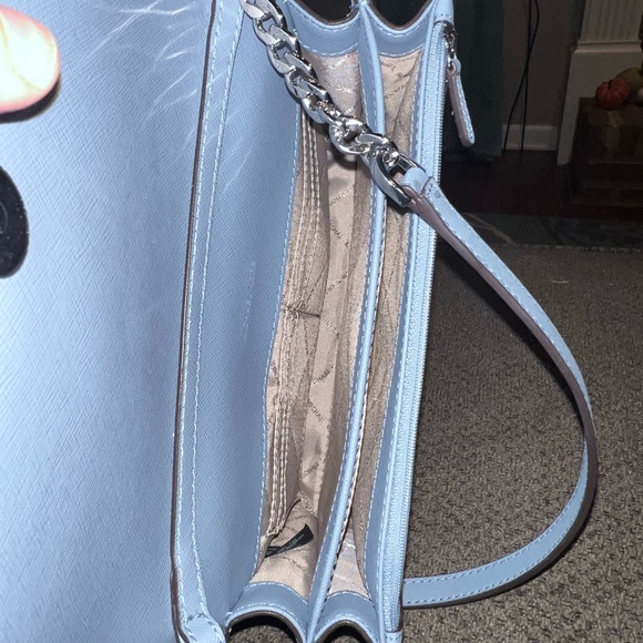 Michael Kors purse - Picture 3 of 4